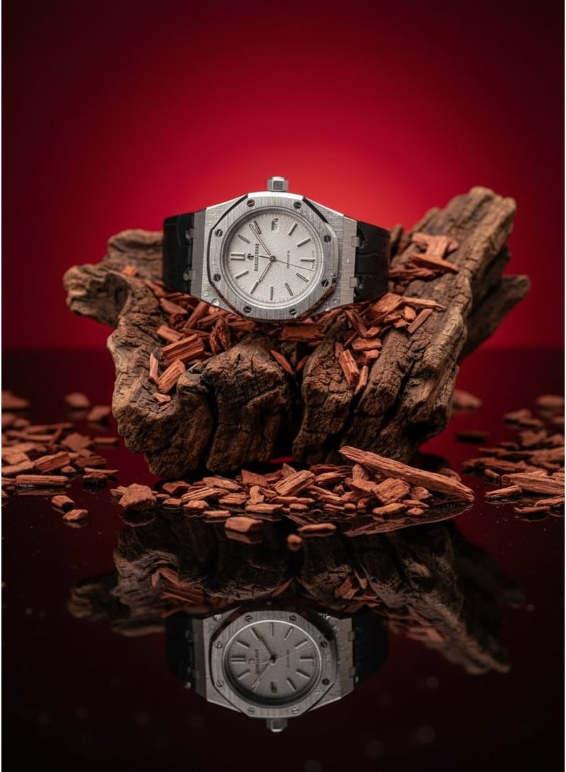 أوديمار بيجويت ساعة أوديمار بيغيه رويال أوك أوتوماتيكية من الفولاذ المقاوم للصدأ بميناء فضي وسوار من الجلد الأسود - Image 5